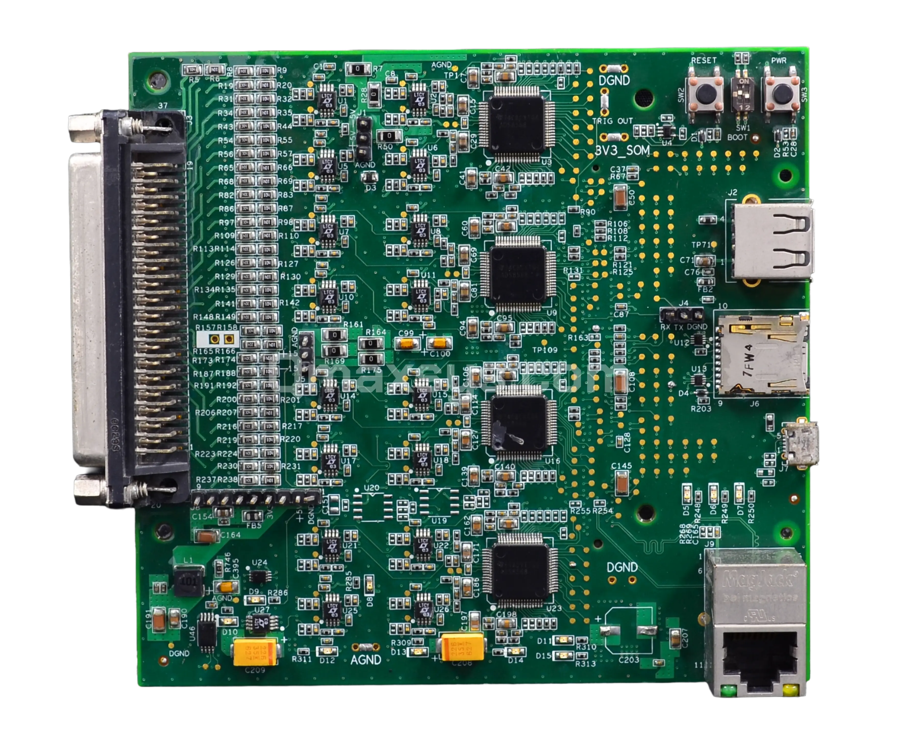 32-Channel Ultra-Low-Noise Data Acquisition System